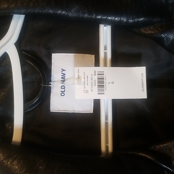 Old Navy Faux-Leather Zip-Pocket Moto Jacket - Picture 3 of 4